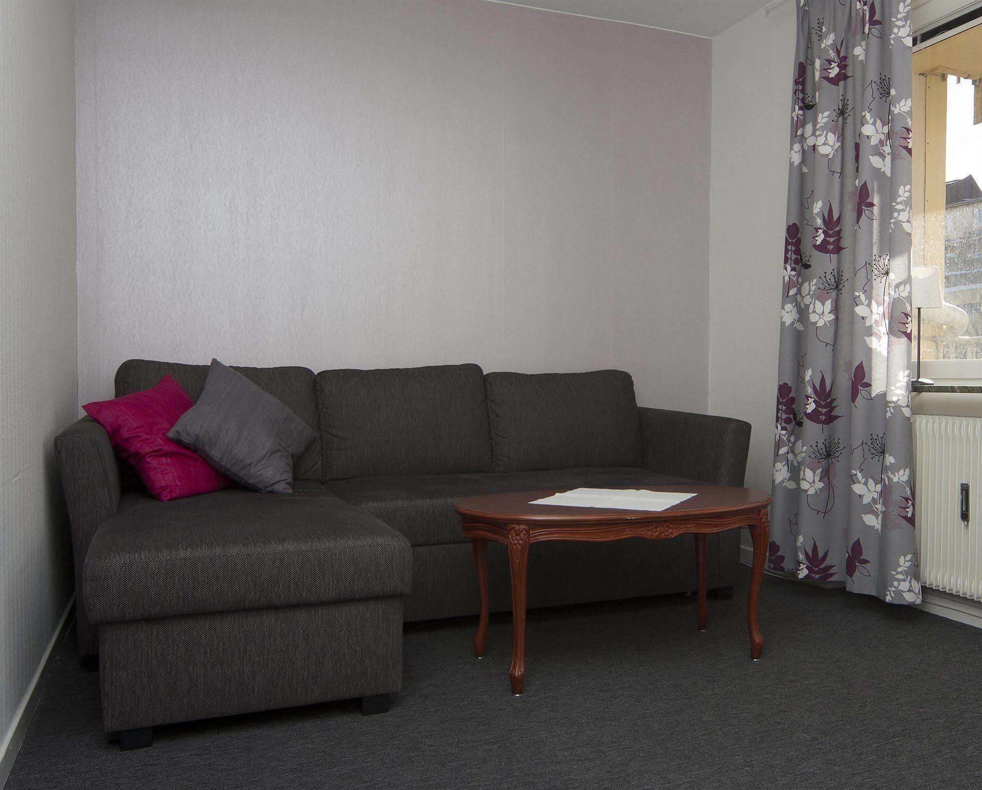 Hotel Aveny Bed & Breakfast 가블레 외부 사진